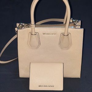 Michael Kors Cross Body Bag with matching Wallet
